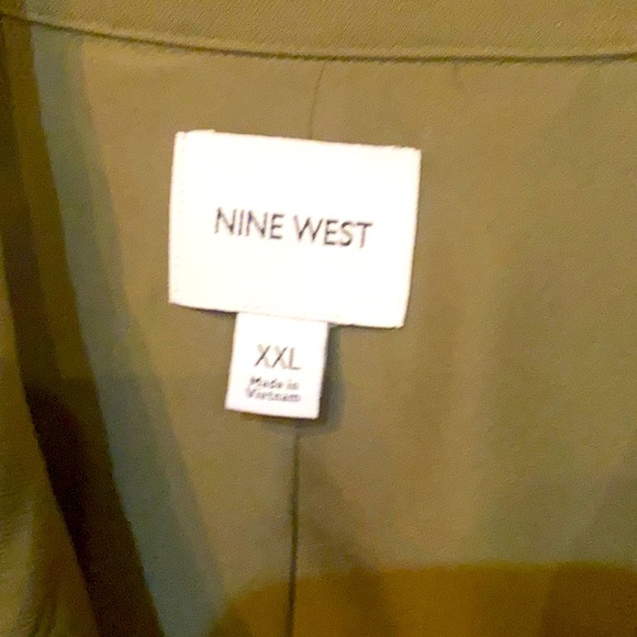 Gorgeous & Classy  Jacket by Nine West. Size XXL - Picture 3 of 8
